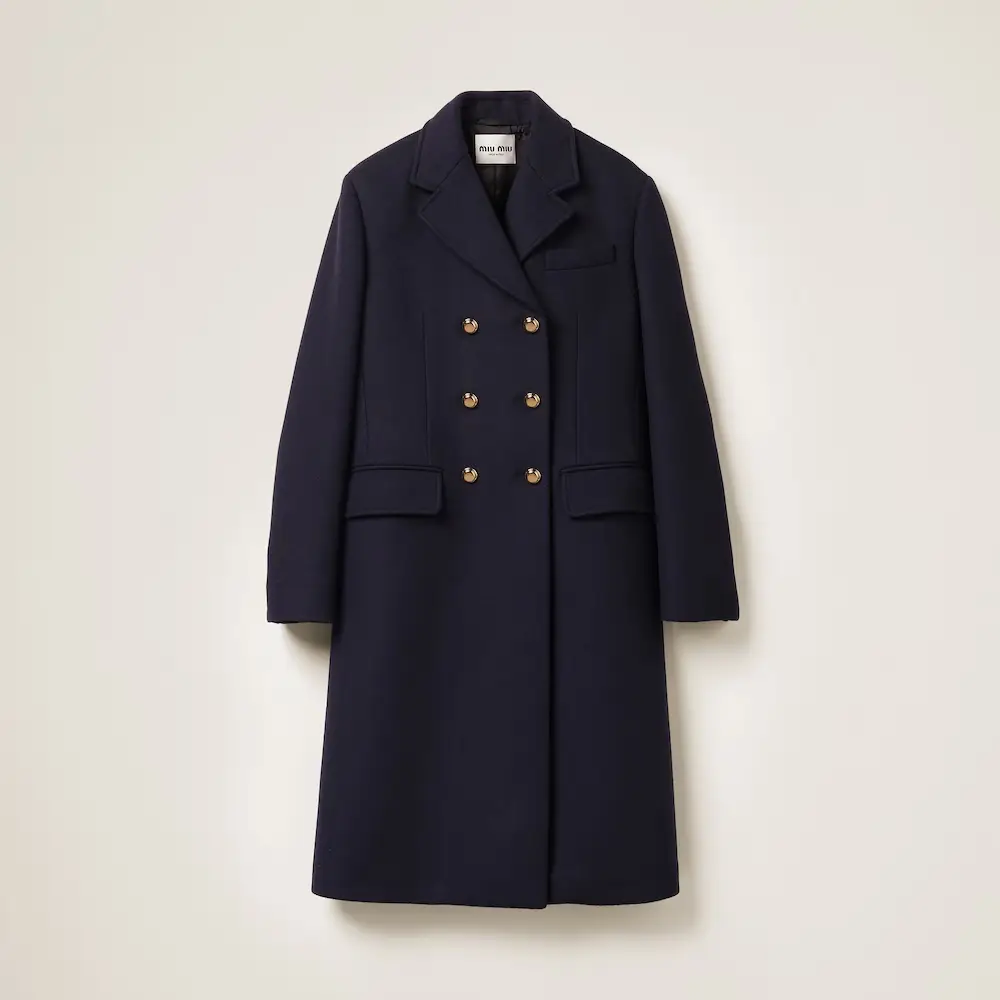 Stylish and Timeless: The Double-Breasted Cloth Coat